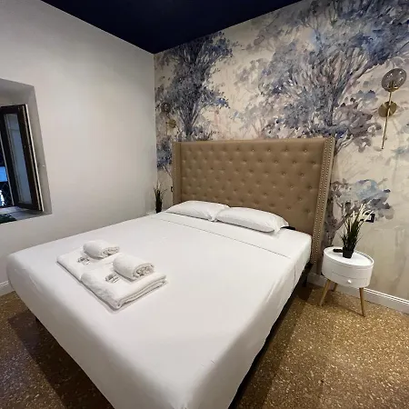 Raffaello's Place Apartment