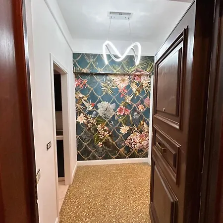 Raffaello's Place Apartment *