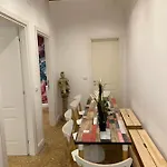 Raffaello's Place Апартаменты *