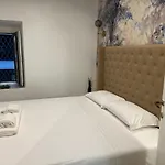 Raffaello's Place Апартаменты *
