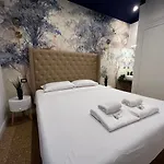 Raffaello's Place Апартаменты