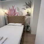 Raffaello's Place Рим