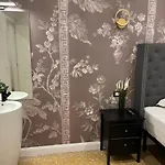 Raffaello's Place Апартаменты Рим