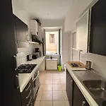 Апартаменты Raffaello's Place