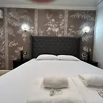 דירה Raffaello's Place *