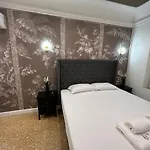 Apartman Raffaello's Place
