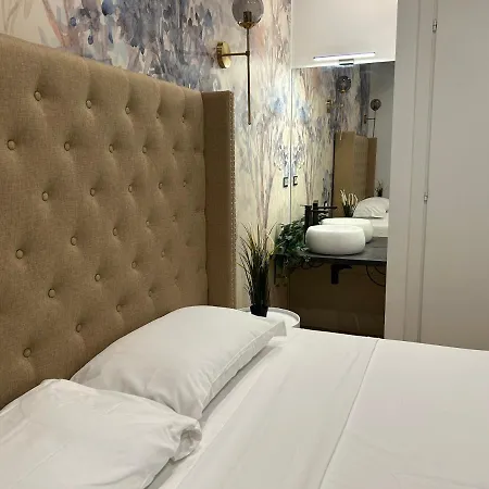 Raffaello's Place * Roma