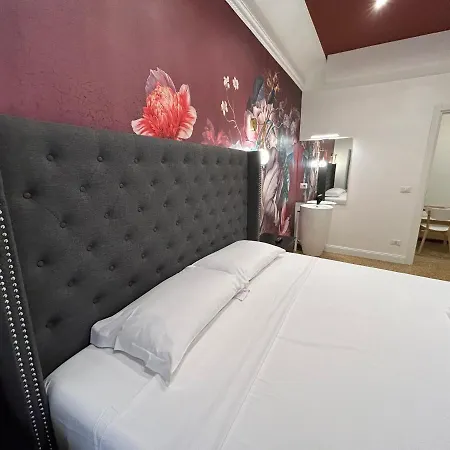 Raffaello's Place Apartamento *