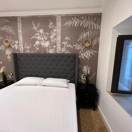 Raffaello's Place Apartamento