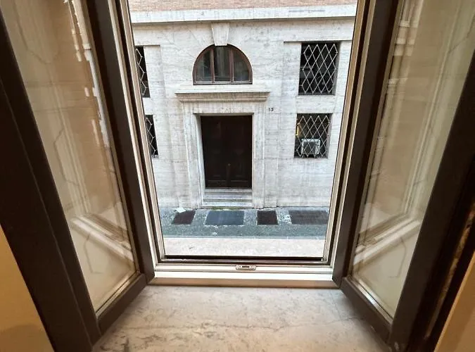 Raffaello's Place Roma